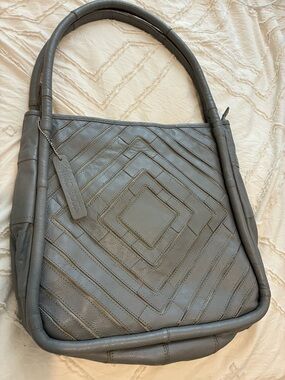 Nino Bossi Quilted Italian Gray Leather Shoulder Bag with Zipper